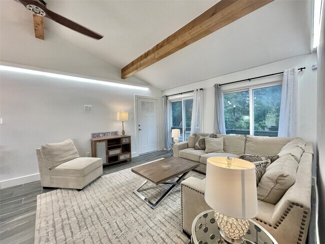 Foto del edificio - 1802 Arbor St