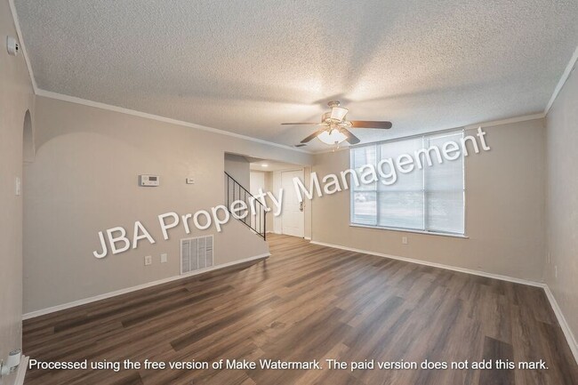 Foto del edificio - 1754 Farleigh Ct