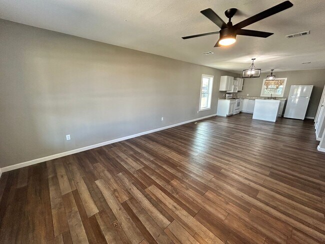 Foto del edificio - 6522 Olokee St