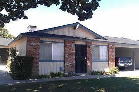 Building Photo - 3237 N Fowler Ave