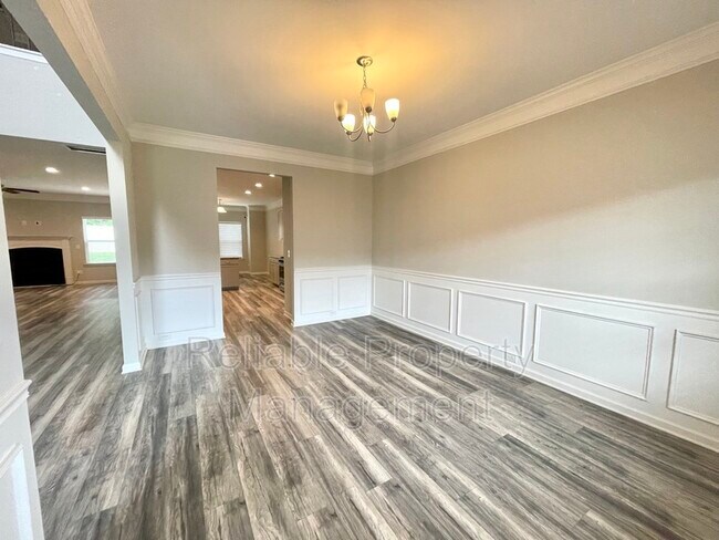 Building Photo - 129 Vandora Hills Pl