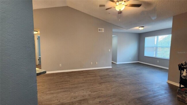 Photo - 4540 Commander Dr Apartment