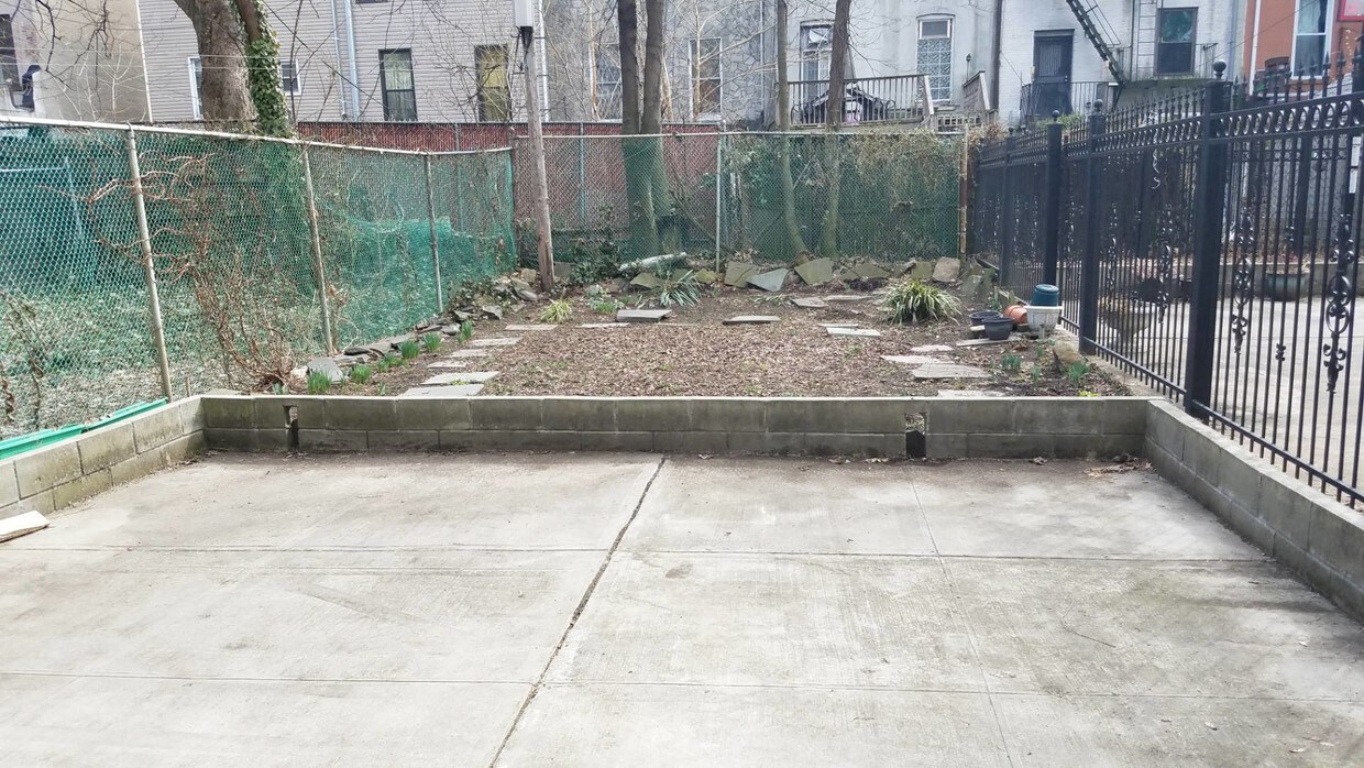 Foto del edificio - 150 Monroe St