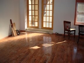 En el interior de vista 2 - 101A W 136th St