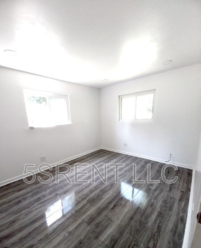 Building Photo - 2751 Faber Ave