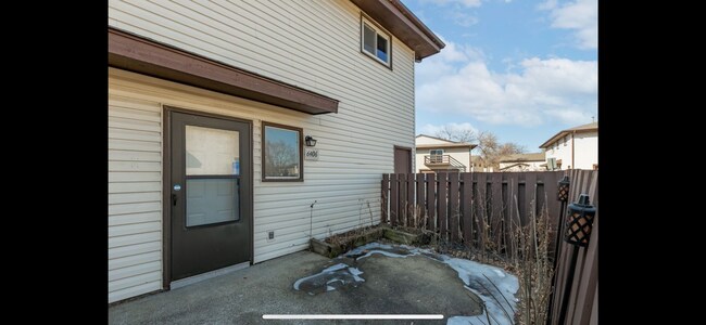Foto del edificio - 6406 83rd Ct N