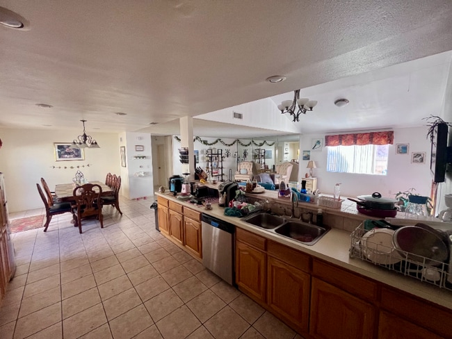 Foto del edificio - 2346 Seabright Ave