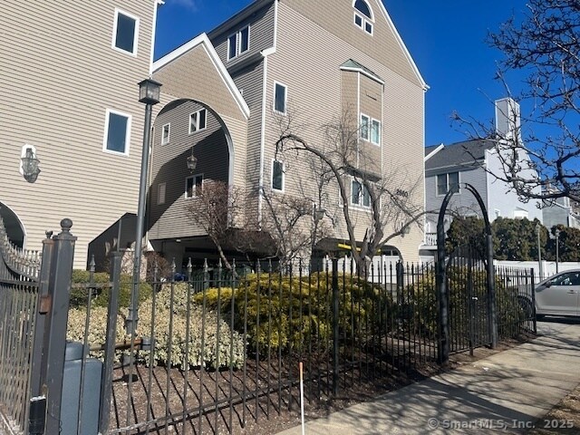 Foto principal - 2660 North Ave