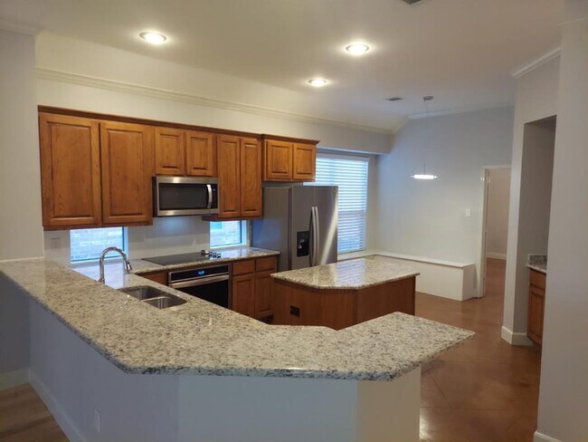 Building Photo - 2821 Vacherie Ln