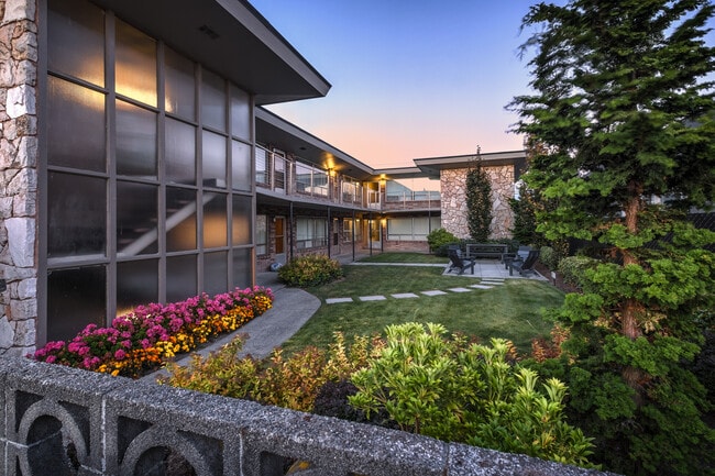 Cascade View Landscaping - Glacier Vista