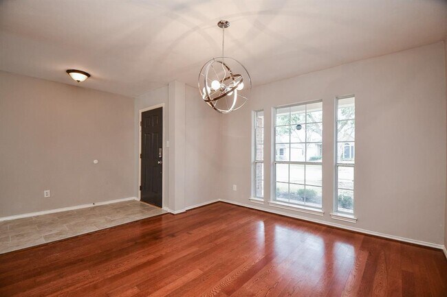 Foto del edificio - 4815 Mission Lake Ct