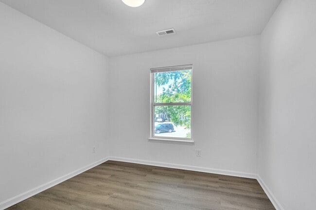 Dormitorio - Acorn Grove Apartment Homes