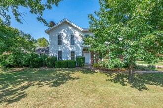 Building Photo - 7585 Branch Rd
