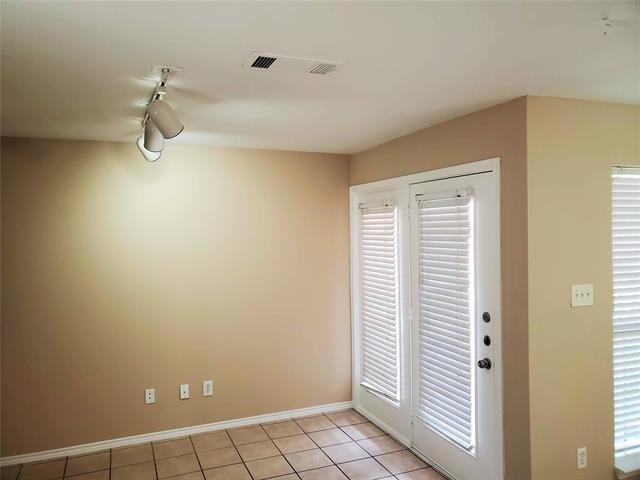Building Photo - 5905 Lake Hubbard Pkwy