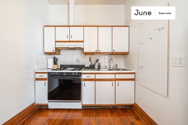 Foto del edificio - 3134 N Southport Ave