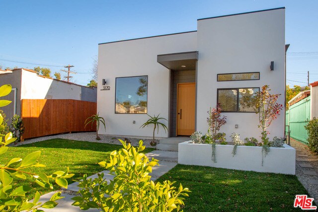 Primary Photo - 3170 Glenmanor Pl
