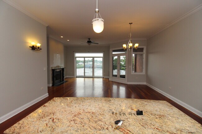 Foto del edificio - 3110 W Belmont Ave