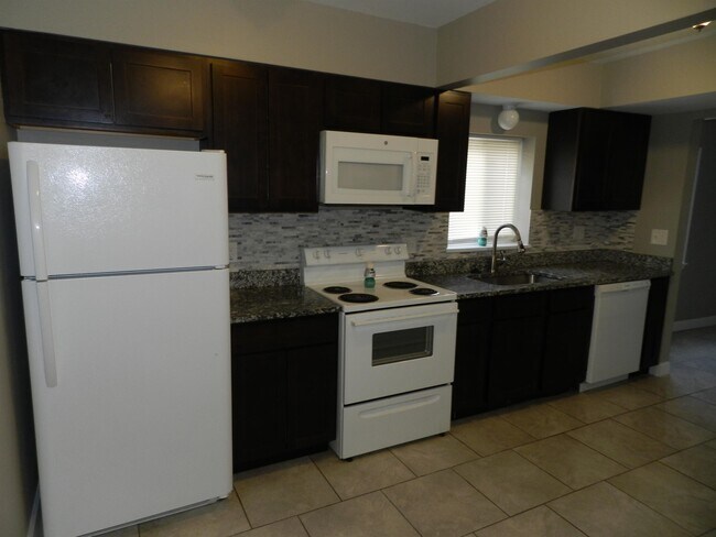 Foto del edificio - 2800 David St