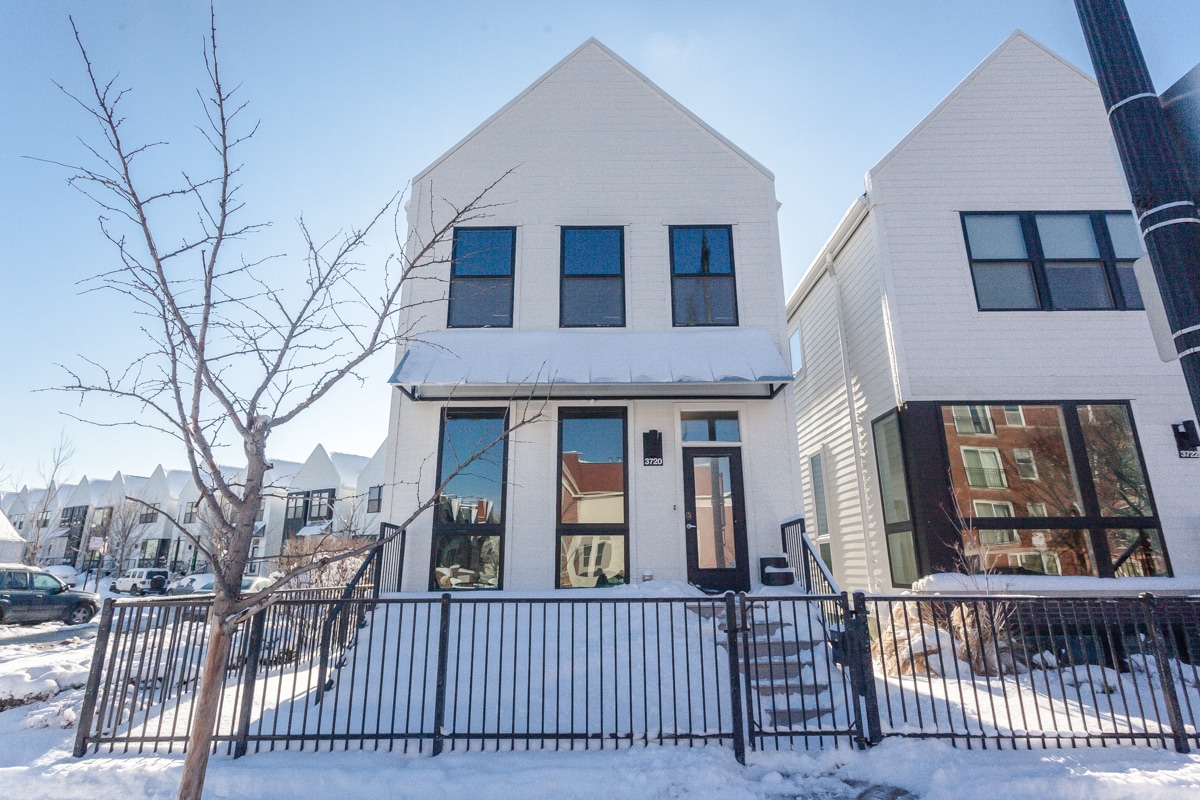 Primary Photo - 3720 N Milwaukee Ave
