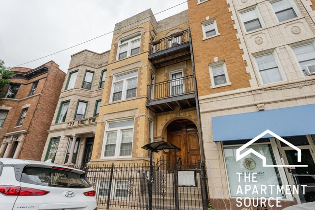 Building Photo - 3044 W North Ave