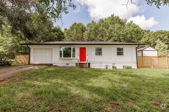 Building Photo - 348 Alberta Dr