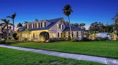 Building Photo - 7715 Westmoreland Dr