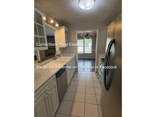Foto del edificio - 1267 Exeter Ln