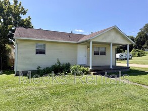 Building Photo - 1302 E Pea Ridge Rd
