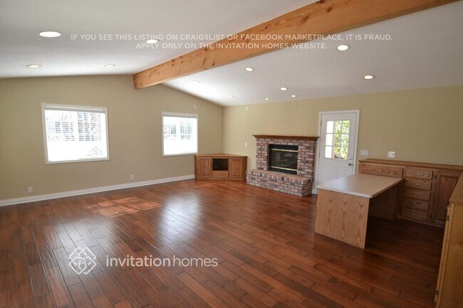 Building Photo - 548 Galsworthy St
