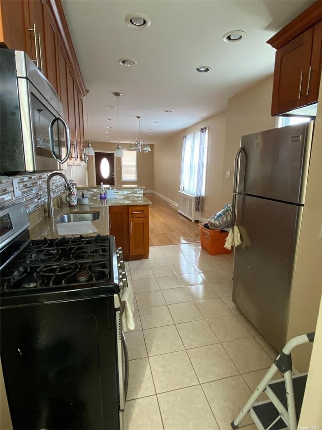 10716 Sutter Ave, Queens, NY 11417 House Rental in Queens, NY