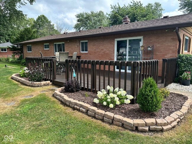 Building Photo - 5626 Hammon Dr