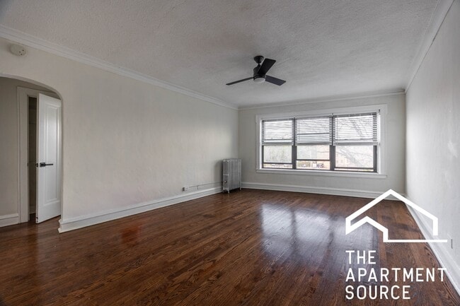 Building Photo - 5509 N Lincoln Ave