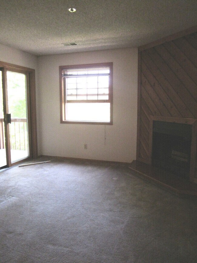 Foto del edificio - 1 Bedroom Gold Run Condo Close to Campus!