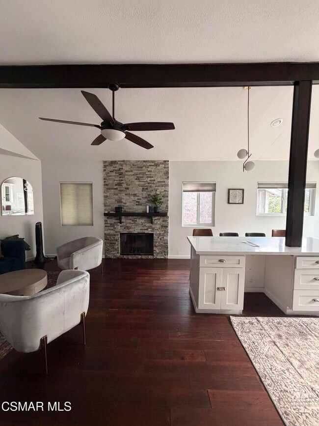 Foto del edificio - 9251 Notre Dame Ave