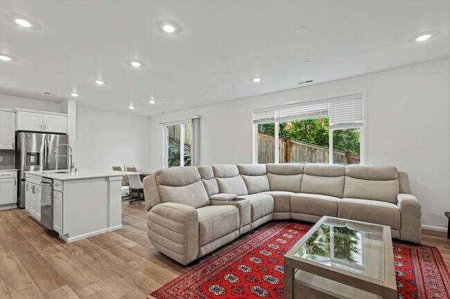 Foto del edificio - 219 179th St SE