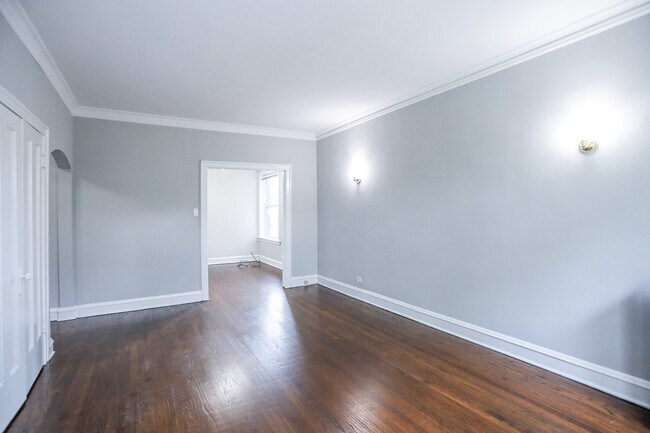 Foto del edificio - 3410 W Balmoral Ave