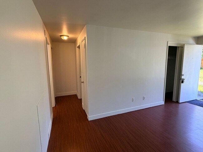Foto del edificio - 3100 NE 16th St