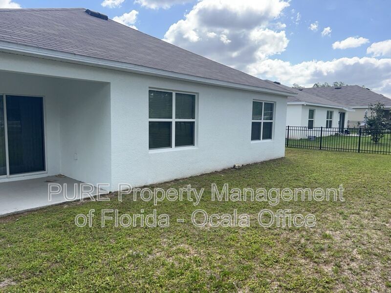 Foto del edificio - 451 Hickory Course Loop