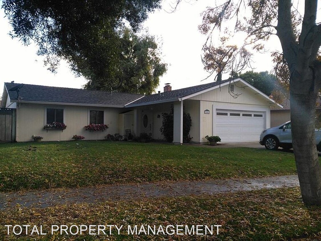 Primary Photo - 3 br, 2 bath House - 7001 AVENIDA ROTELLA