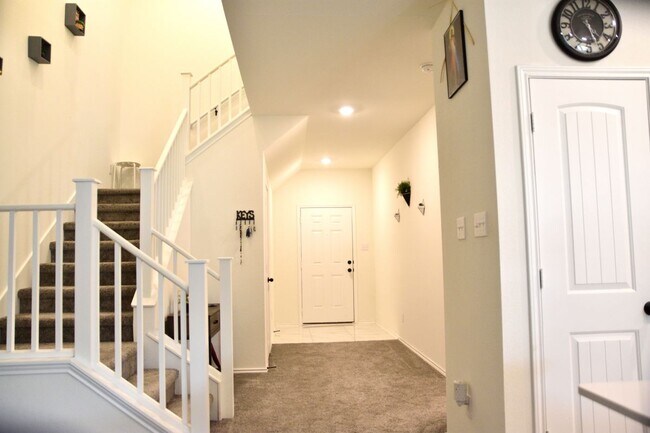 Foto del edificio - 13808 Eleanor Roosevelt St