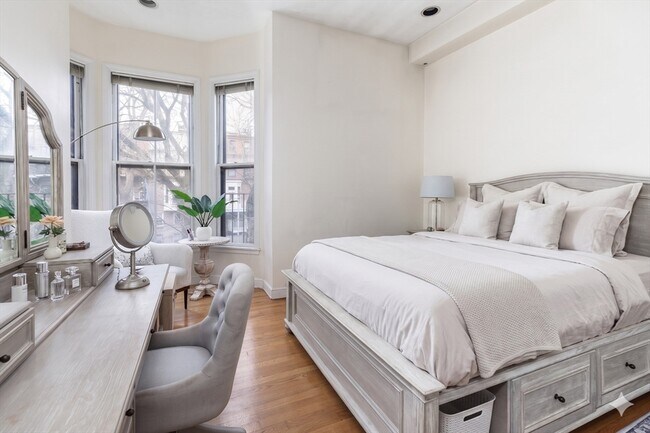 Foto del edificio - 214 W Canton St