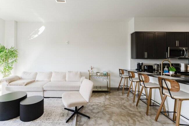 Foto del edificio - 2750 Griffin Rd