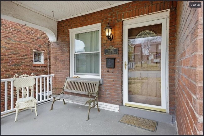 Building Photo - 2835 Hampton Ave