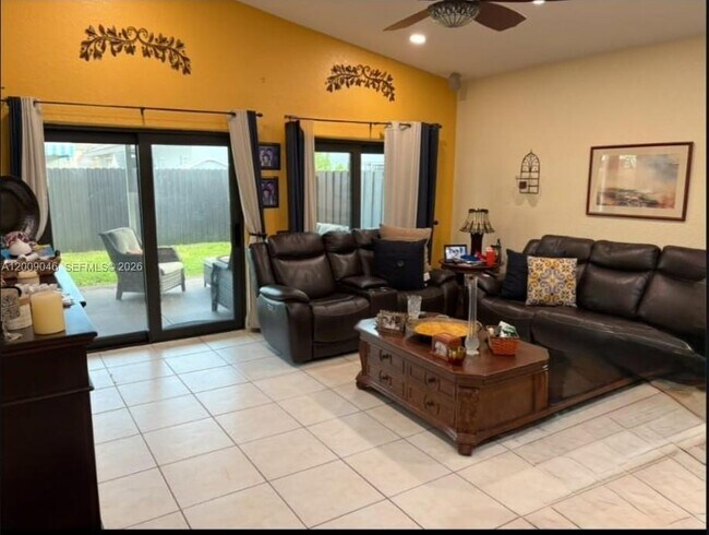Foto del edificio - 8741 NW 141st Terrace