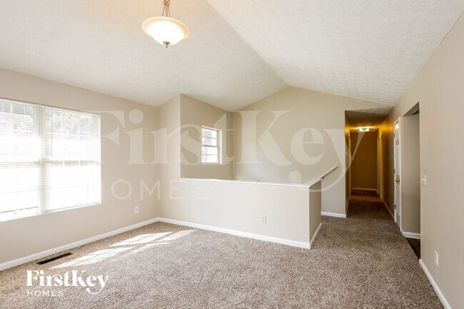 Building Photo - 5098 Bird Rd