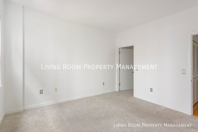 Building Photo - 1BR Condo in the Pearl District with Parki...