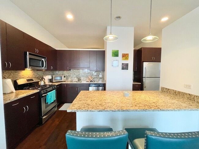 Building Photo - 55 E Monroe St