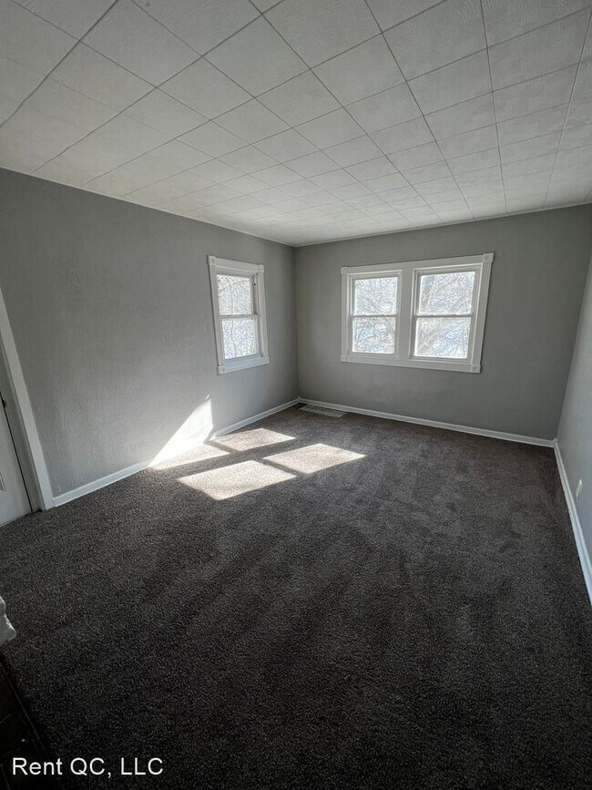 Foto del edificio - 2 br, 1 bath House - 4230 13th Avenue Ct.
