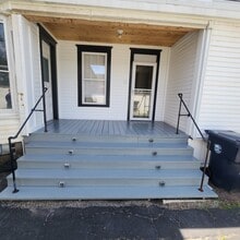 Building Photo - 678 Ridge Rd