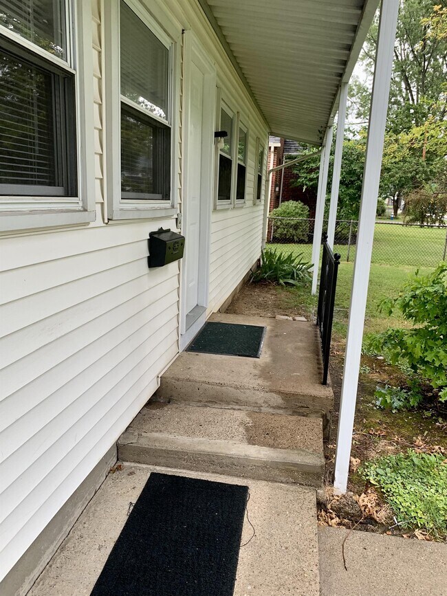 Foto del edificio - 4314 Venable Ave